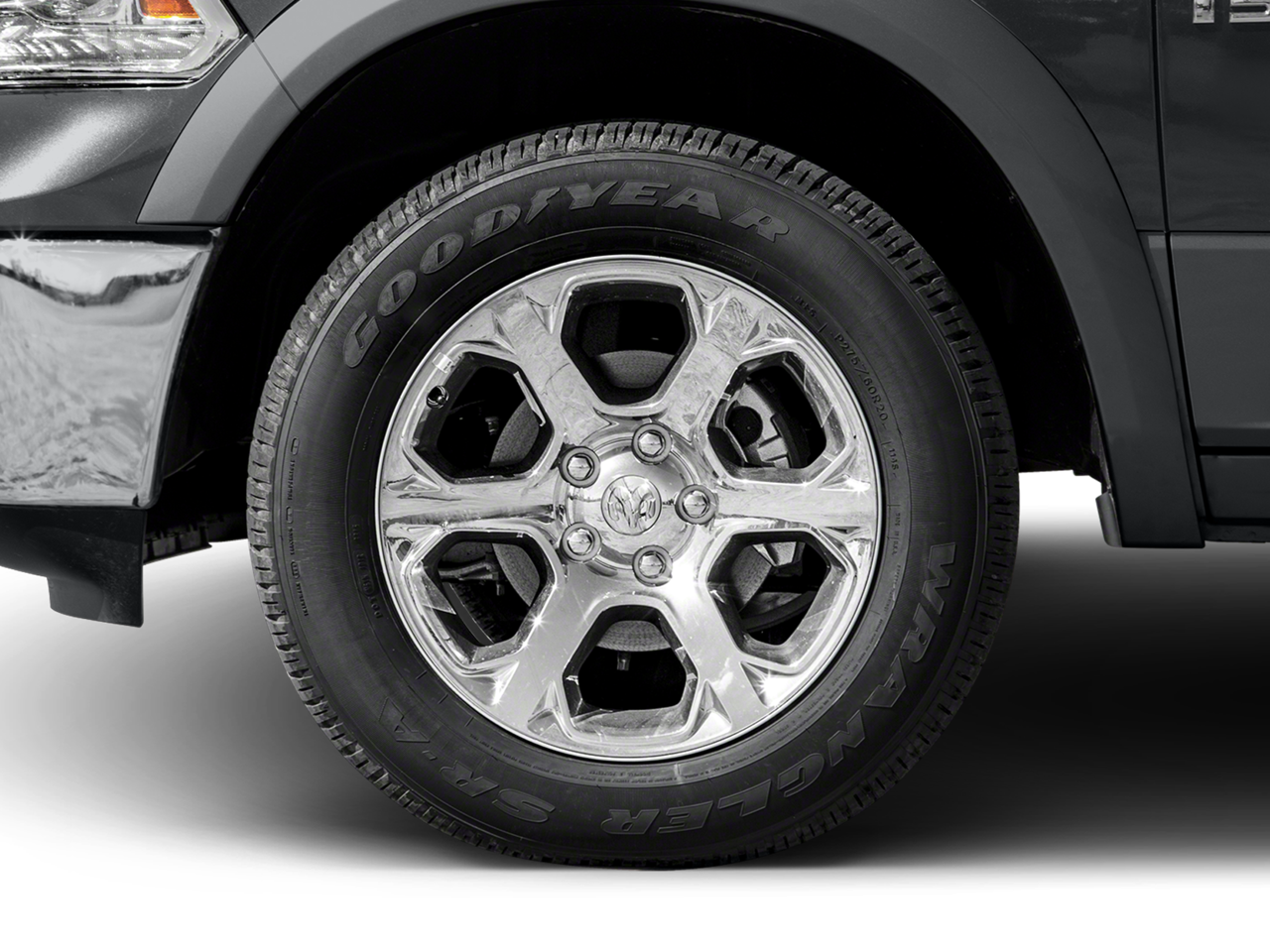 2017 RAM 1500 Laramie Crew Cab 4x4 5'7" Box