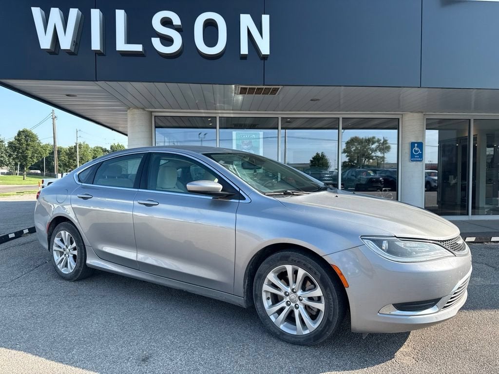 2016 Chrysler 200 Limited