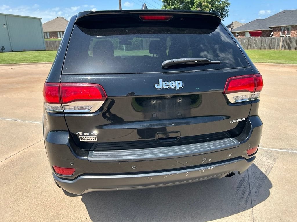 2021 Jeep Grand Cherokee Laredo E 4x4