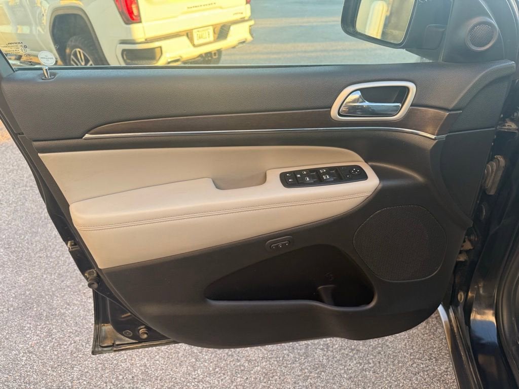 2018 Jeep Grand Cherokee Sterling Edition