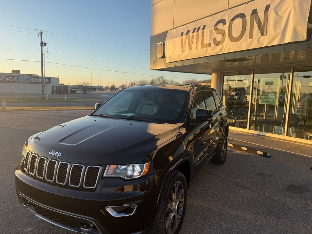 2018 Jeep Grand Cherokee Sterling Edition