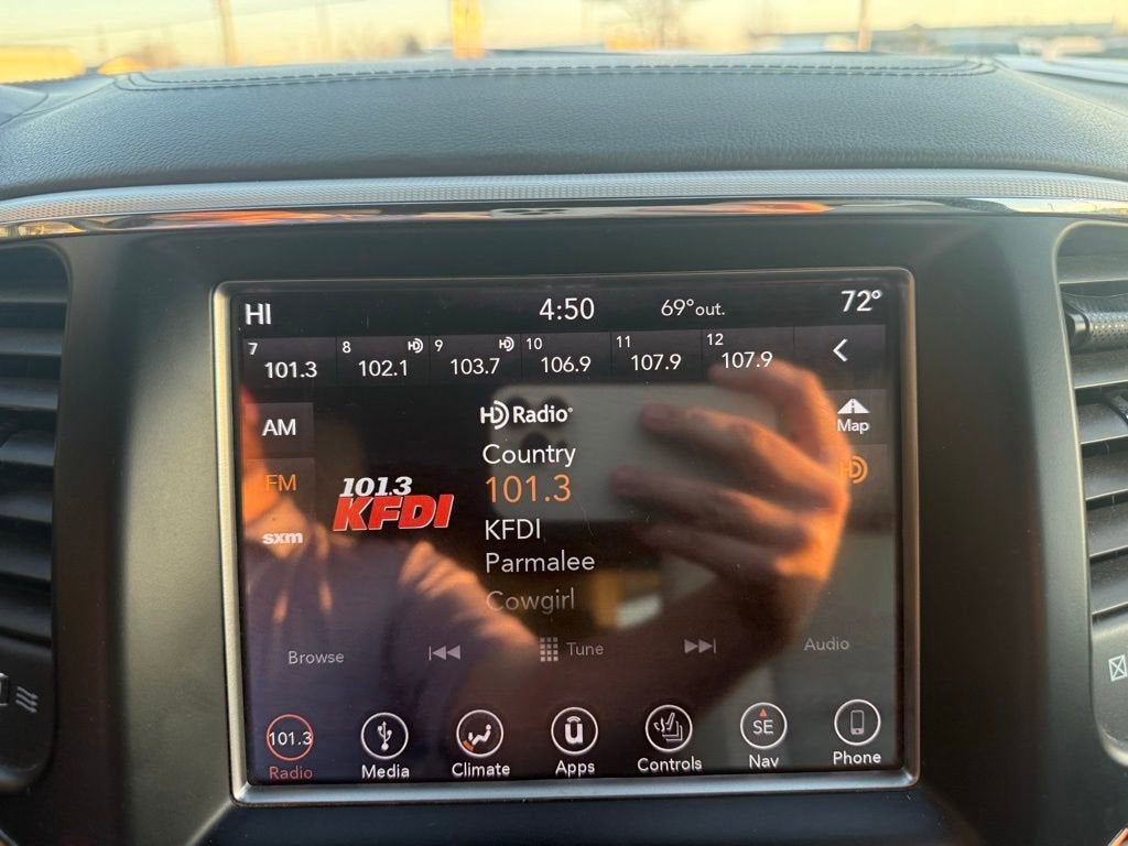 2018 Jeep Grand Cherokee Sterling Edition