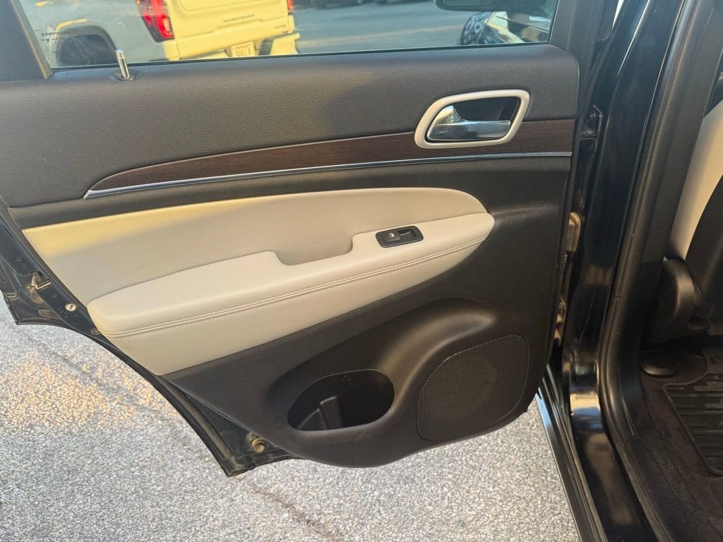 2018 Jeep Grand Cherokee Sterling Edition