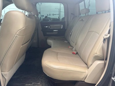 2017 RAM 1500 Laramie Crew Cab 4x4 5'7" Box