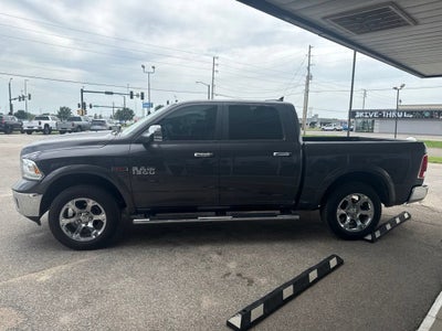 2017 RAM 1500 Laramie Crew Cab 4x4 5'7" Box