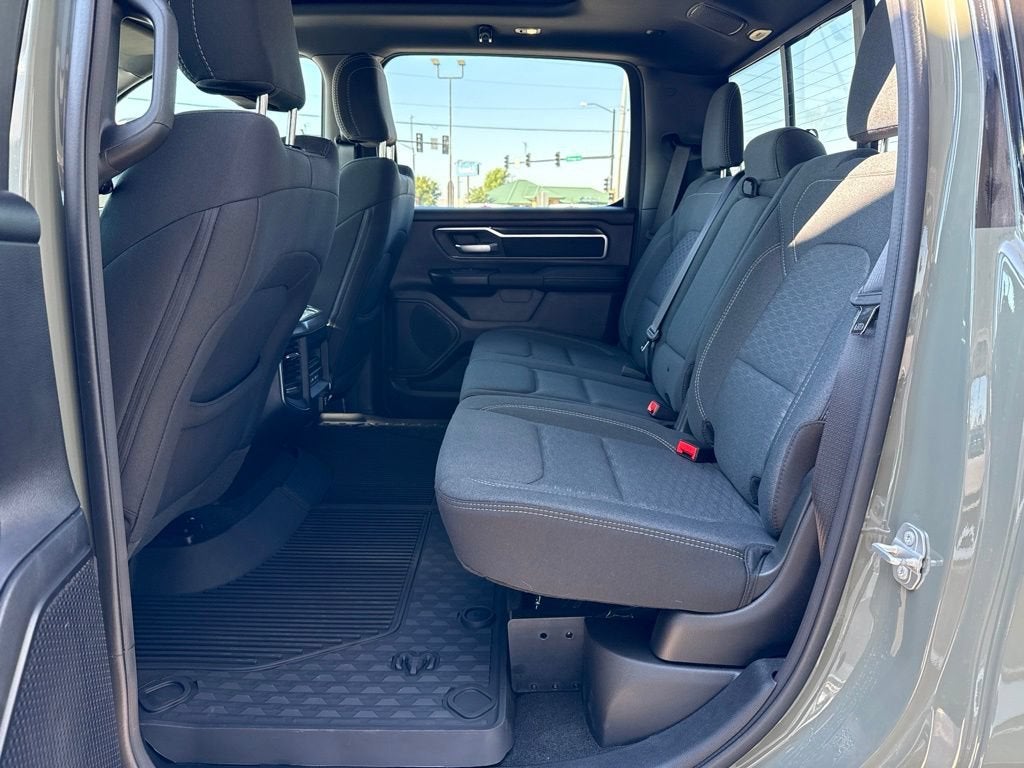 2026 RAM 1500 Big Horn Crew Cab 4x4 5'7" Box