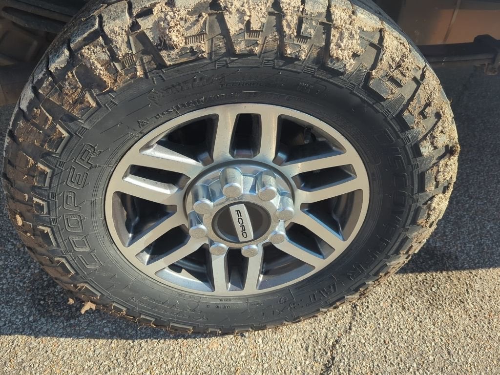 2017 Ford Super Duty F-250 SRW Lariat