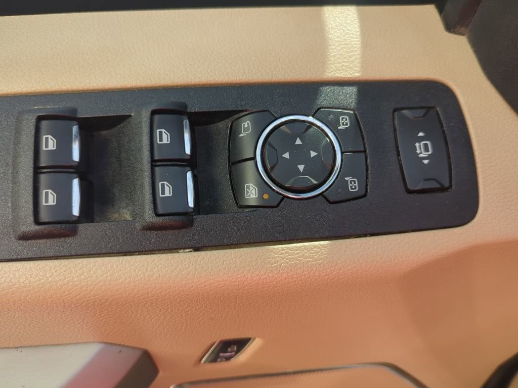 2017 Ford Super Duty F-250 SRW Lariat