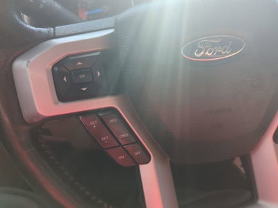 2017 Ford Super Duty F-250 SRW Lariat