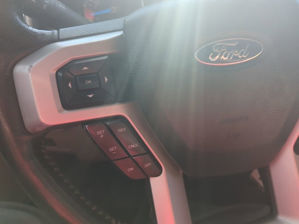 2017 Ford Super Duty F-250 SRW Lariat