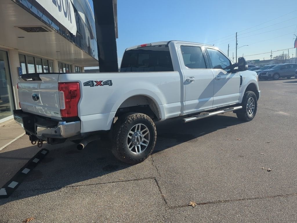 2017 Ford Super Duty F-250 SRW Lariat