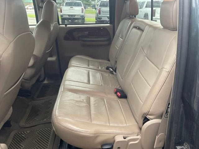 2004 Ford Super Duty F-350 DRW XL