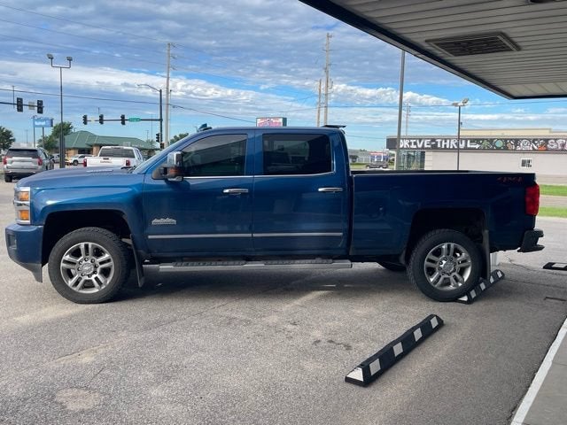 2019 Chevrolet Silverado 2500 HD High Country