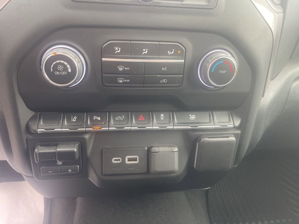 2024 Chevrolet Silverado 2500 HD Custom