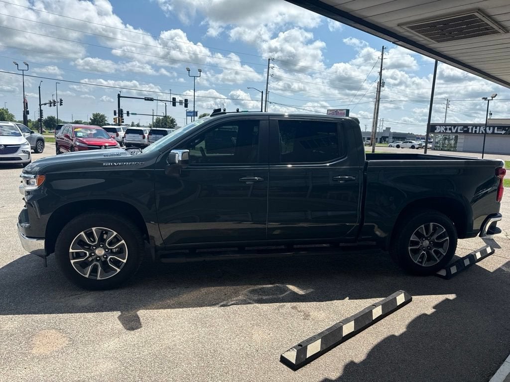 2025 Chevrolet Silverado 1500 LT