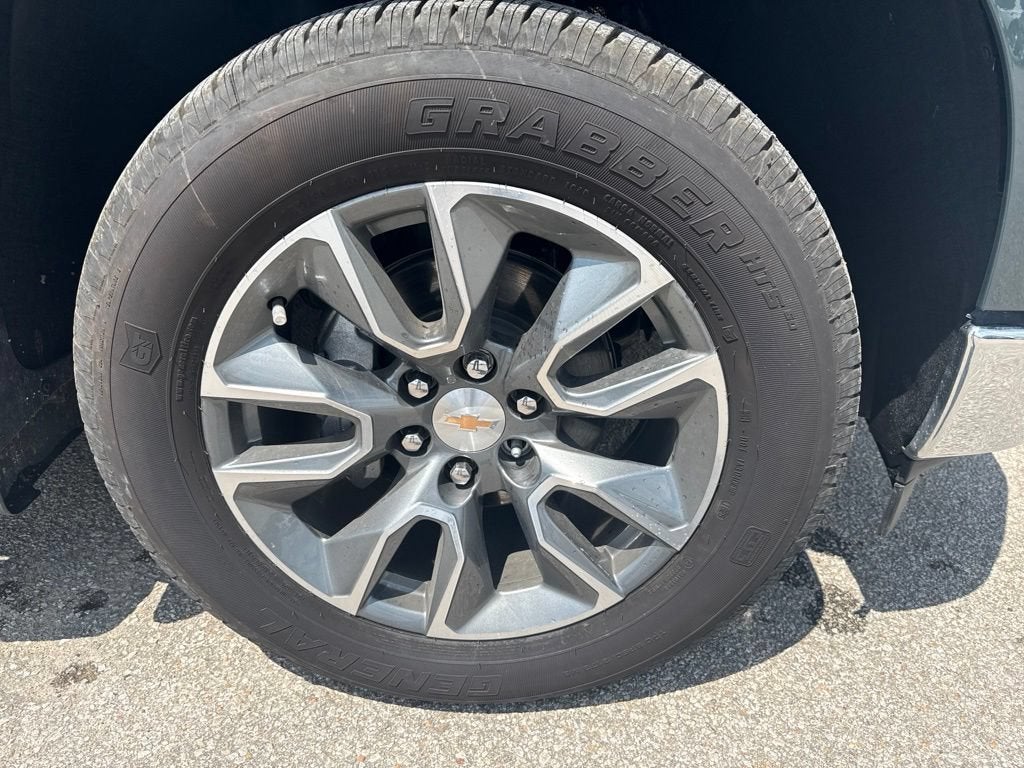 2025 Chevrolet Silverado 1500 LT