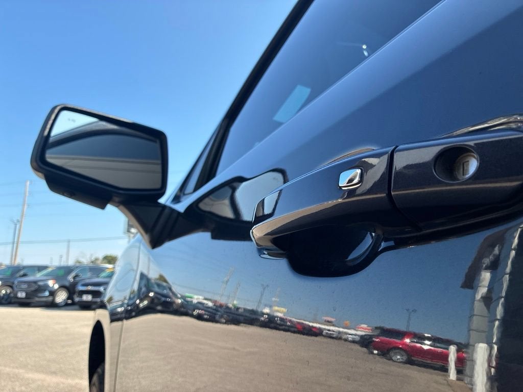 2024 Chevrolet Silverado 1500 LT - Photo 13