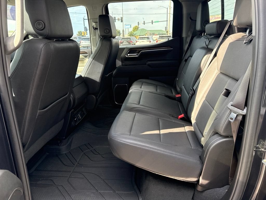 2024 Chevrolet Silverado 1500 LT - Photo 17