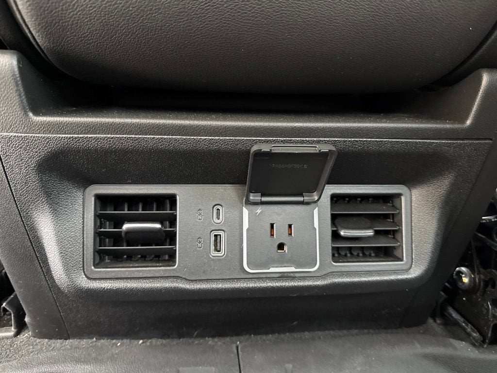 2024 Chevrolet Silverado 1500 LT - Photo 18