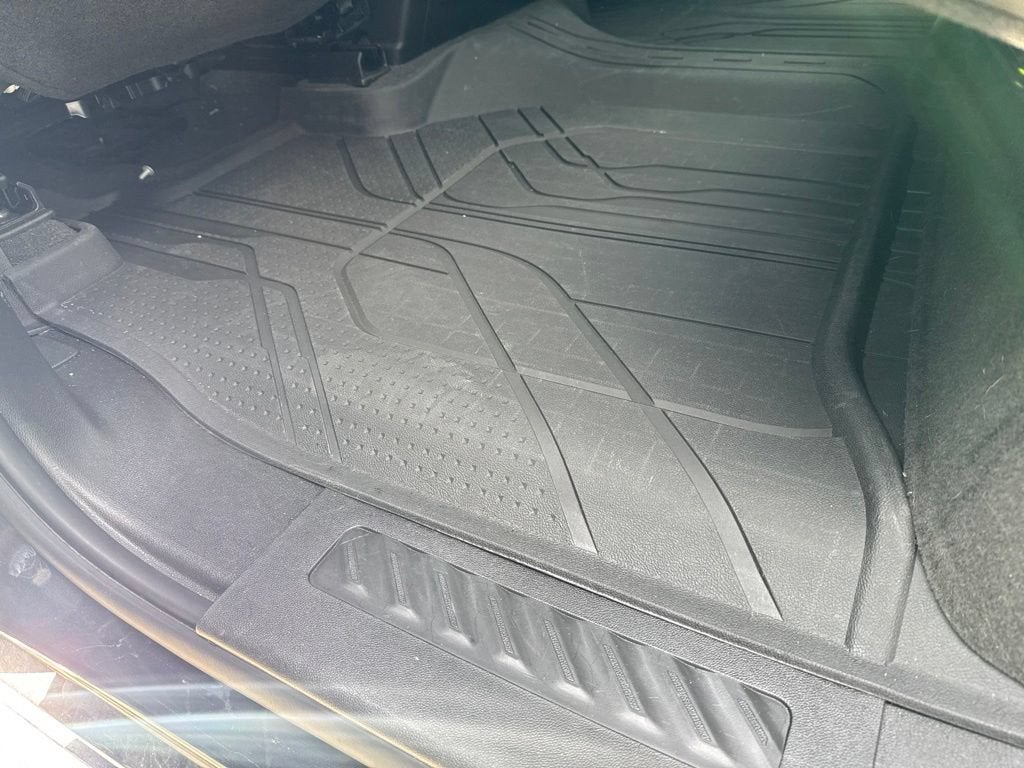 2024 Chevrolet Silverado 1500 LT - Photo 19