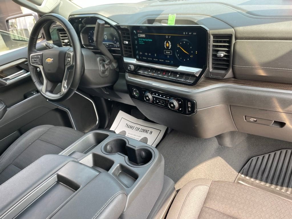 2023 Chevrolet Silverado 1500 LT (2FL)