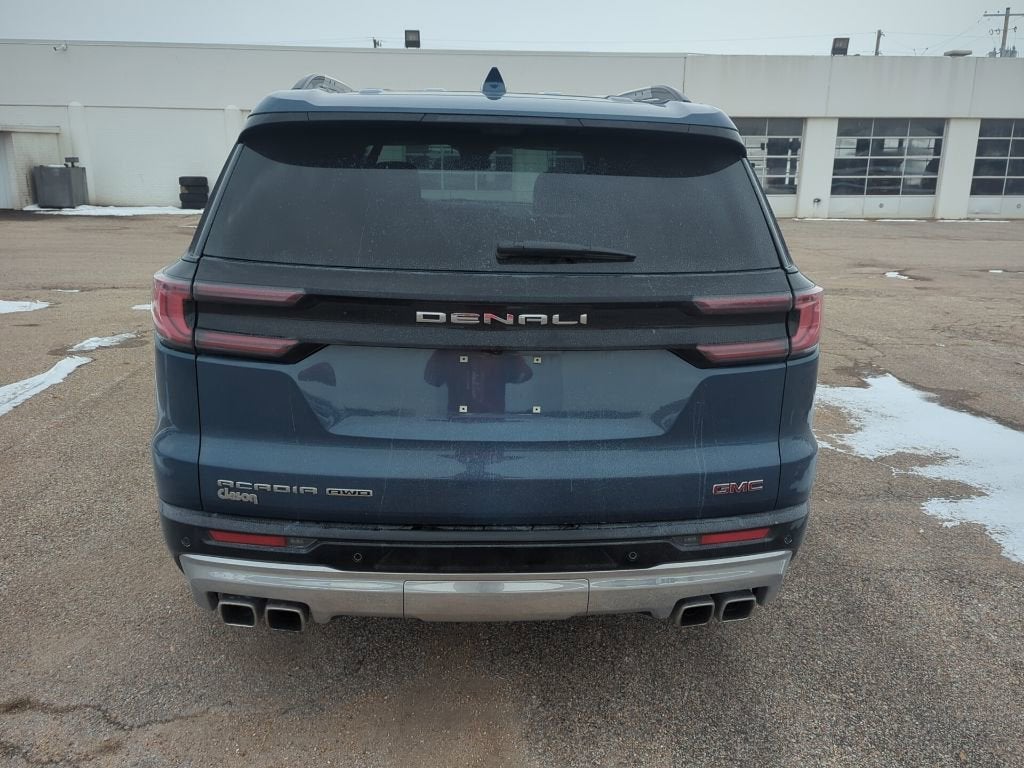 2024 GMC Acadia Denali
