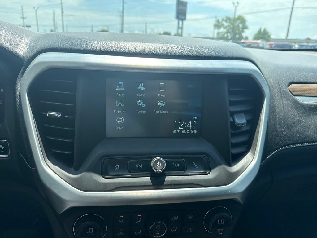 2017 GMC Acadia SLE