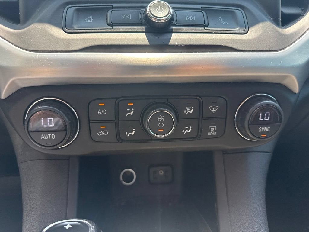 2017 GMC Acadia SLE