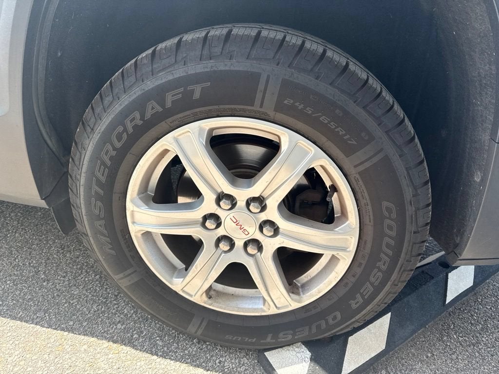 2017 GMC Acadia SLE