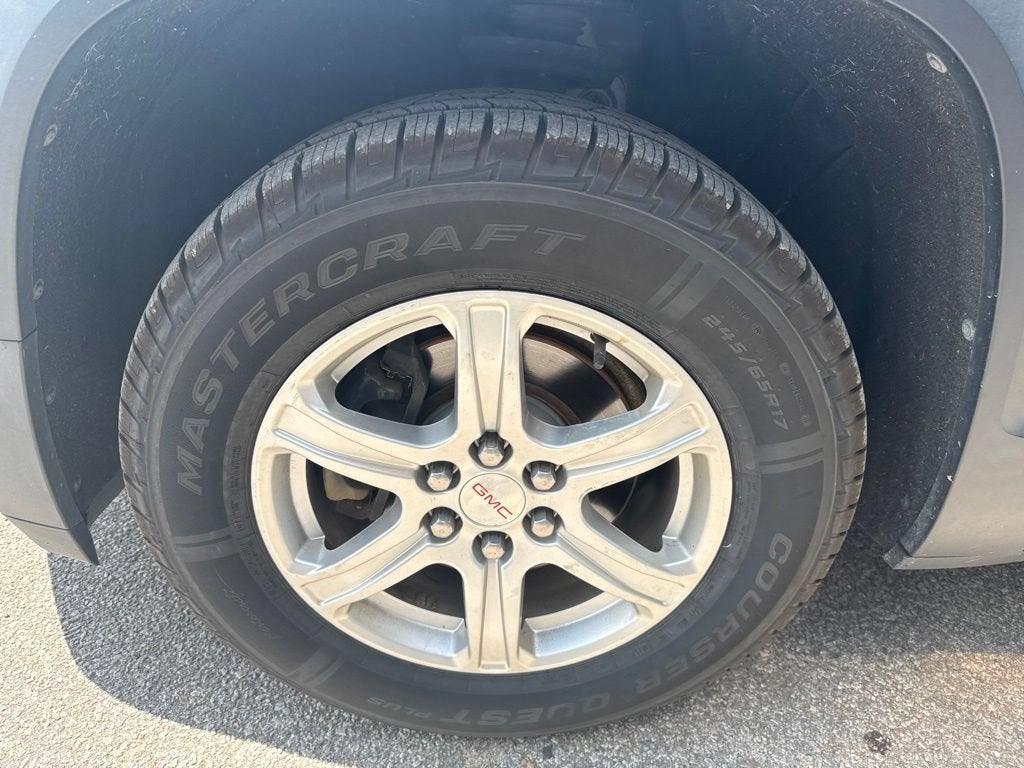 2017 GMC Acadia SLE