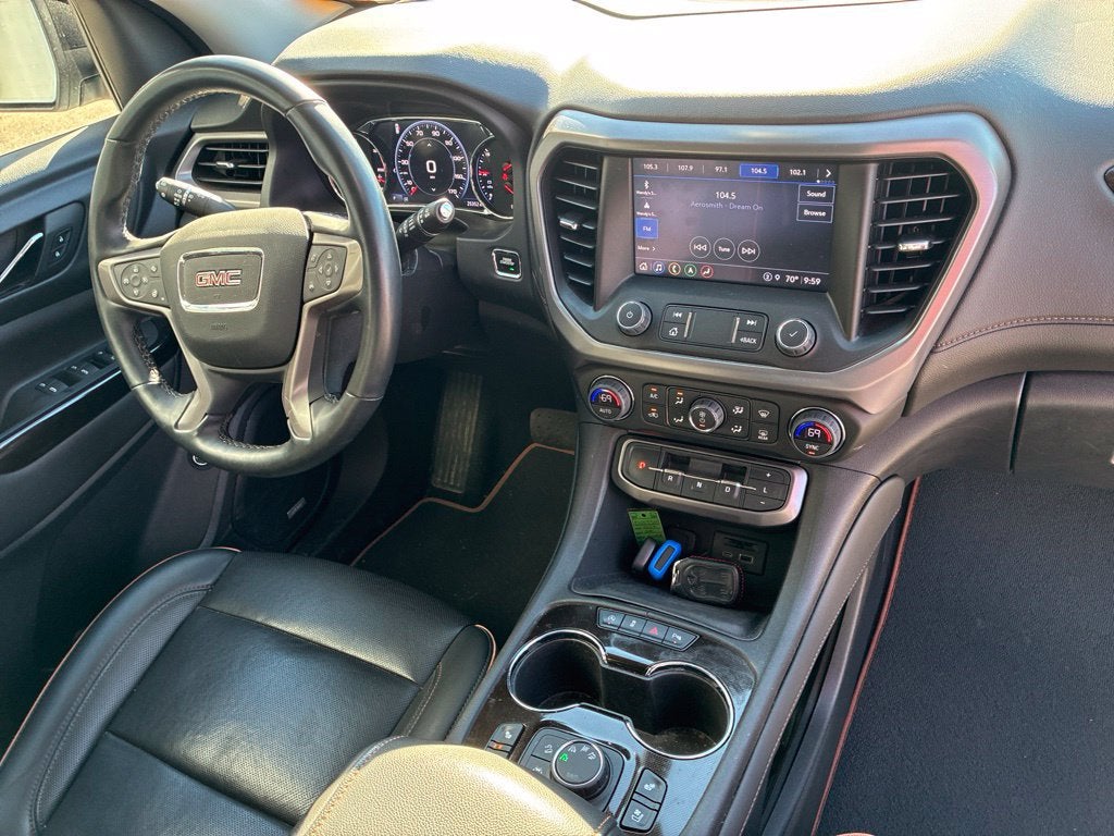 2023 GMC Acadia AT4