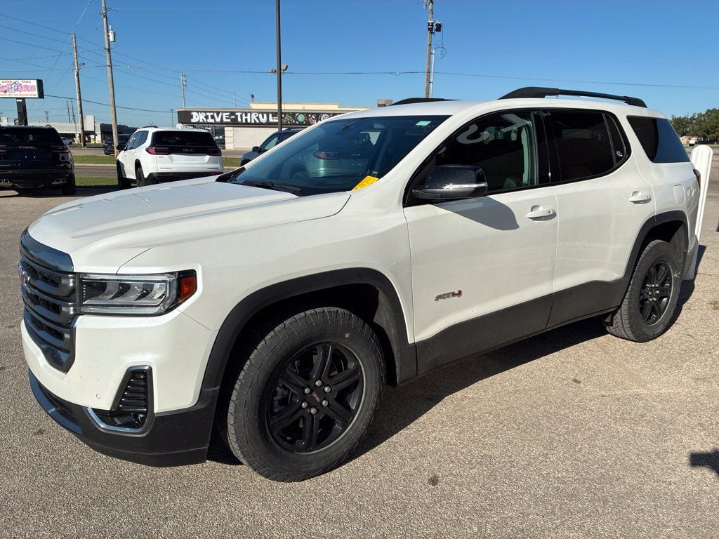 2023 GMC Acadia AT4