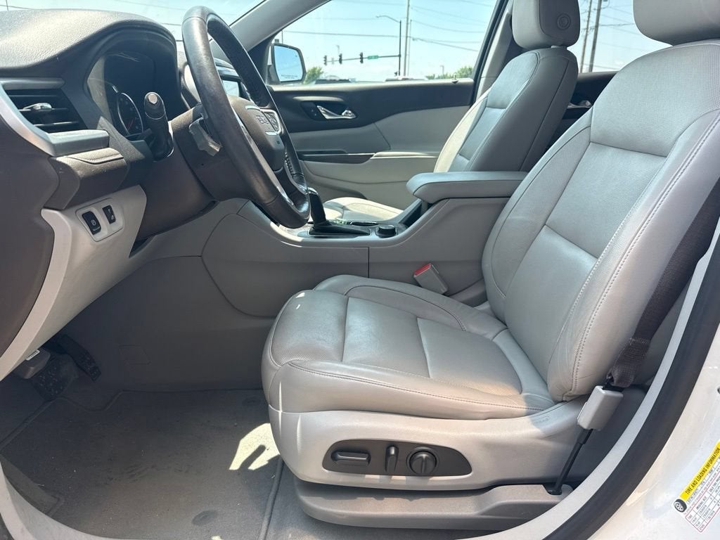 2017 GMC Acadia SLT