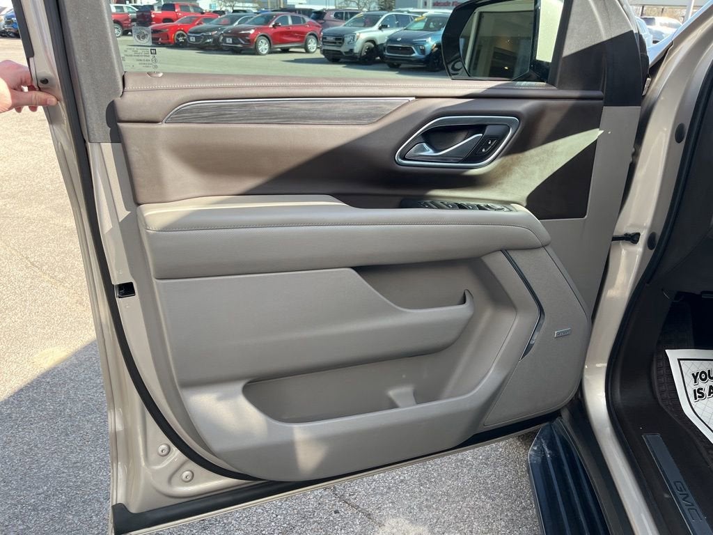 2021 GMC Yukon SLT