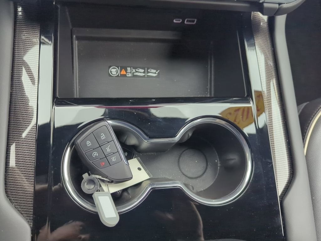 2025 GMC Yukon Elevation