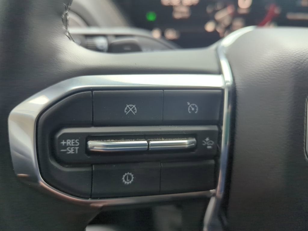 2025 GMC Yukon Elevation