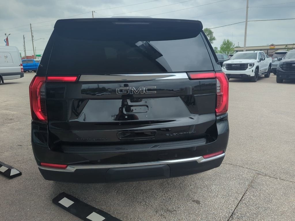 2025 GMC Yukon Elevation