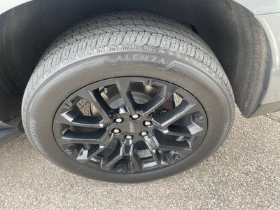 2024 GMC Yukon SLT