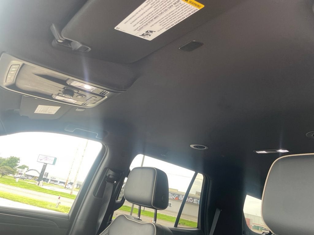 2024 GMC Yukon SLT