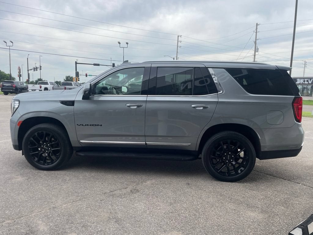 2024 GMC Yukon SLT