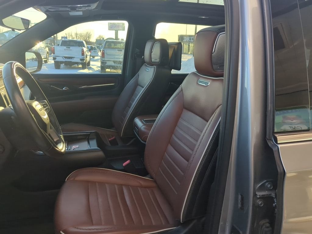 2023 GMC Yukon Denali Ultimate