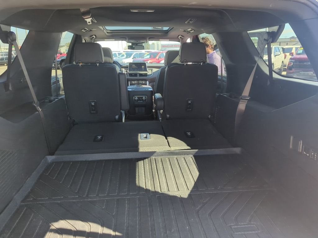 2024 GMC Yukon XL SLT