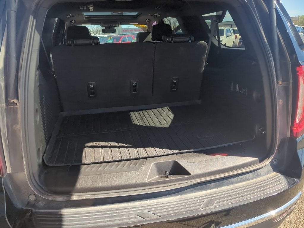 2024 GMC Yukon XL SLT