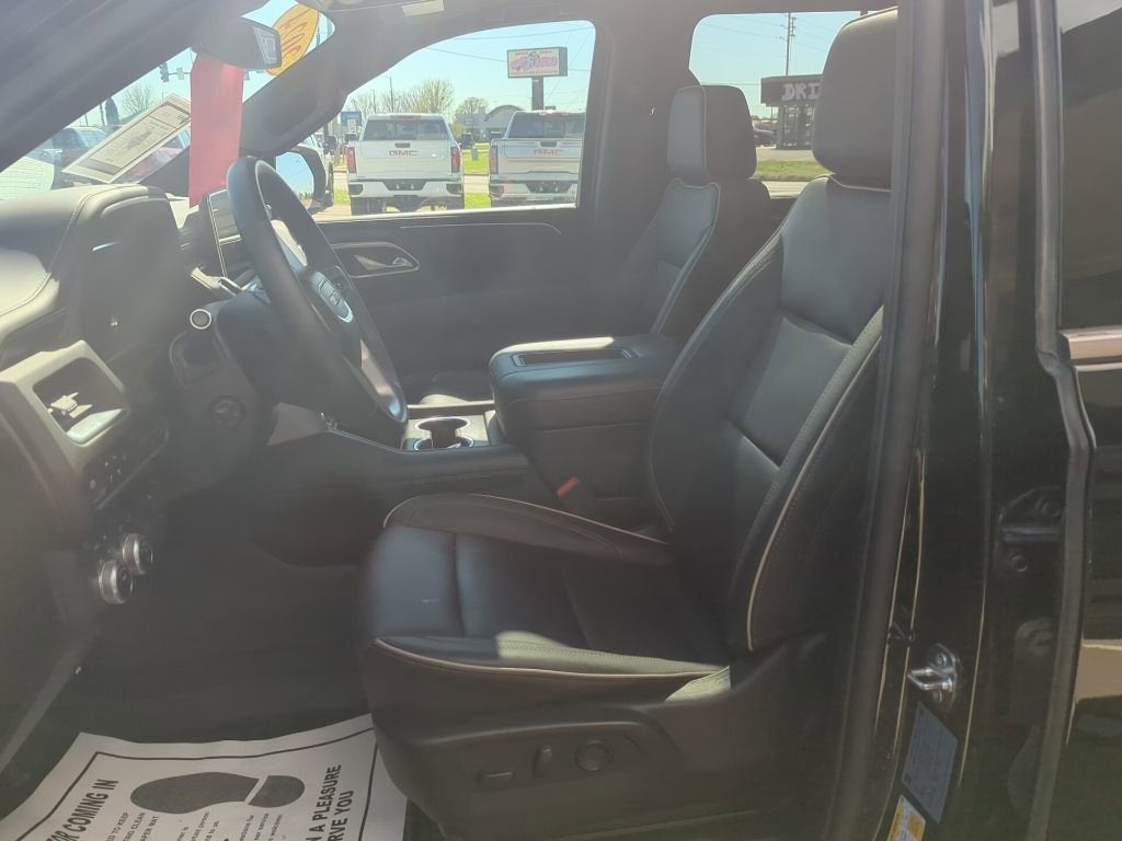 2024 GMC Yukon XL SLT
