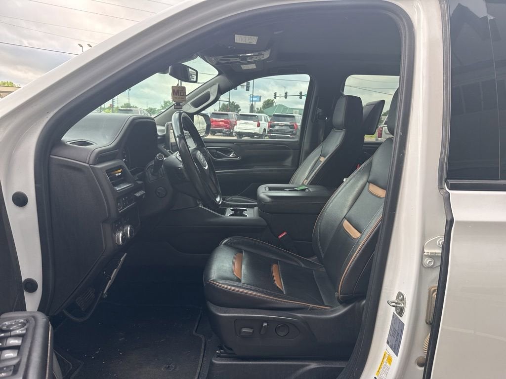 2021 GMC Yukon XL AT4