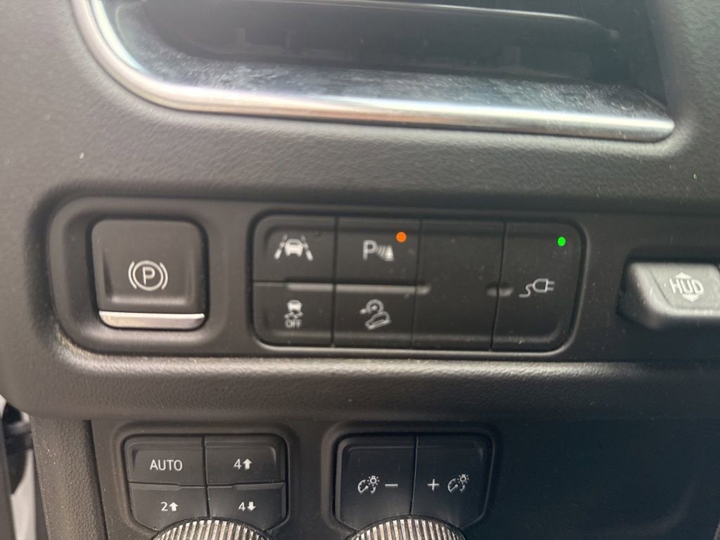 2021 GMC Yukon XL AT4