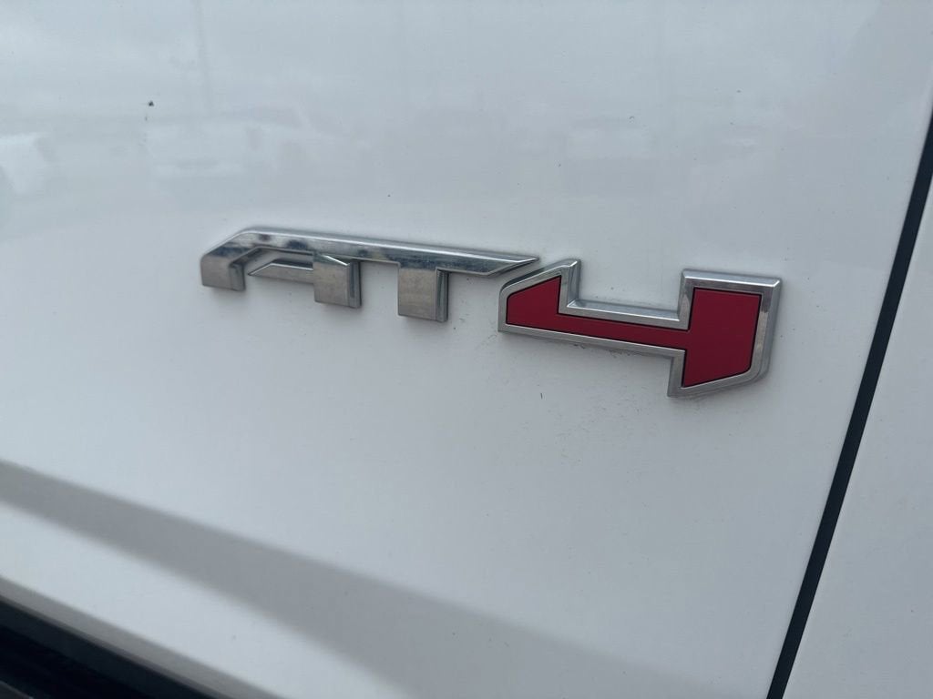 2021 GMC Yukon XL AT4