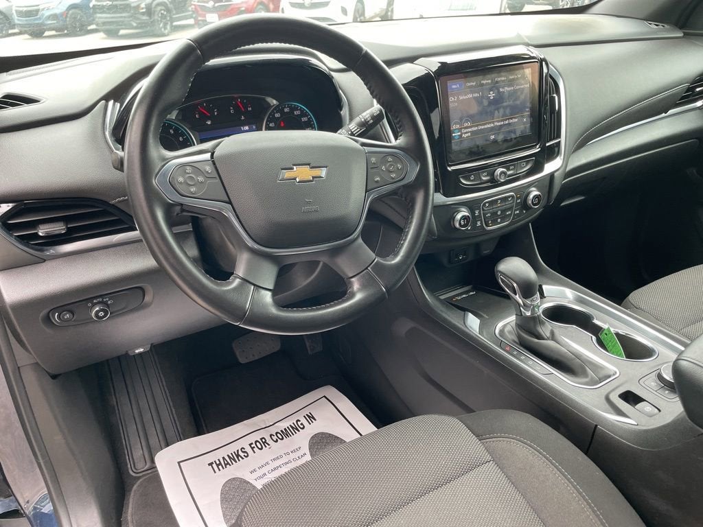 2022 Chevrolet Traverse LT Cloth
