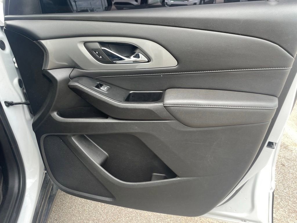 2023 Chevrolet Traverse 2FL