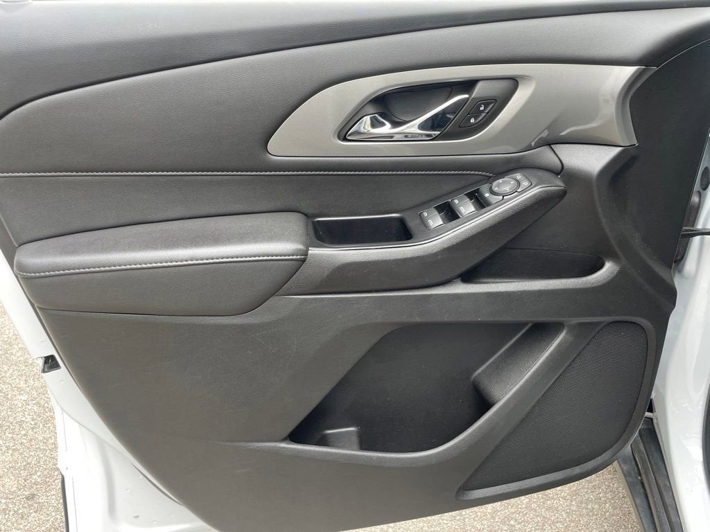 2023 Chevrolet Traverse 2FL